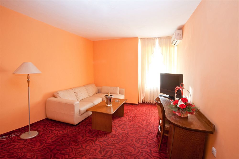 Hotel Blvd 7 Filibe Dış mekan fotoğraf